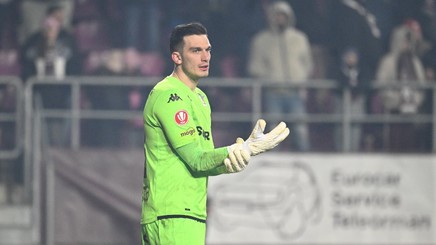 Lovitură pentru Rapid! S-a aflat cât va lipsi Marian Aioani