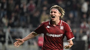 Informaţii de ultimă oră despre accidentarea lui Cătălin Vulturar: "A efectuat un RMN. Asta e varianta cea mai optimistă" | VIDEO EXCLUSIV