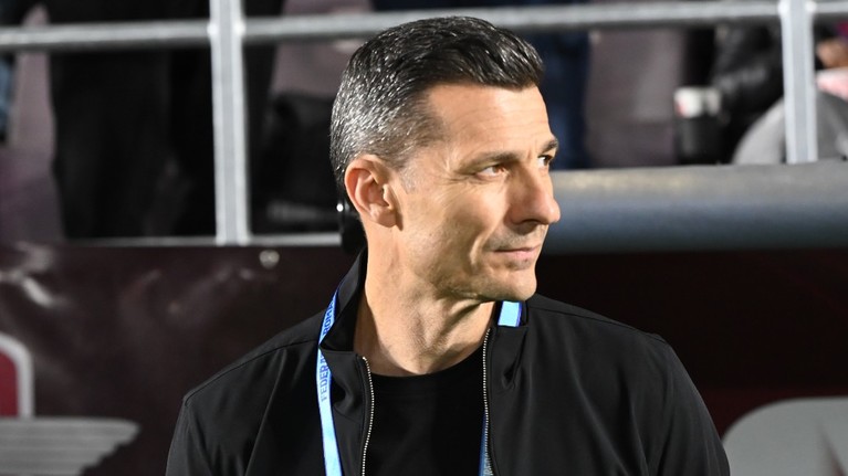 S-a anunţat că pleacă de la Rapid, iar Costel Gâlcă a reacţionat: ”Să merg şi să înjur!”

