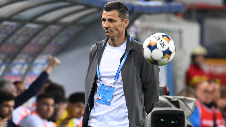 VIDEO | Unde crede antrenorul Rapidului că s-a pierdut meciul de la Craiova. ”Eu mă gândesc la cupe europene”