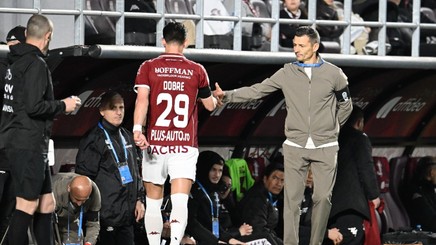 Preşedintele Rapidului a intervenit, după ce Gâlcă l-a exclus pe Dobre din primul 11: "El este suveran în vestiar" | EXCLUSIV