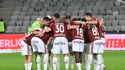 Jucătorul de naţională al Rapidului a absentat de la reuniune şi vrea să plece de urgenţă din Giuleşti