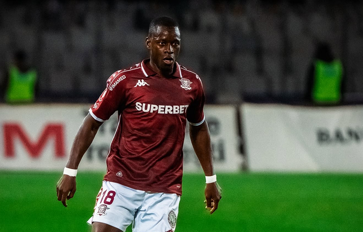 Kader Keita s-a despărţit de Rapid! Mijlocaşul ar putea semna cu alt club din Superliga