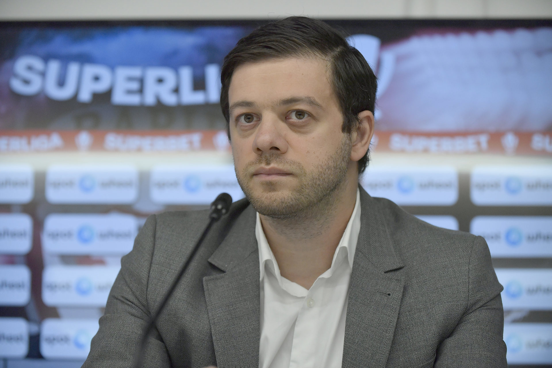 VIDEO EXCLUSIV | Victor Angelescu e supărat, deşi Rapid s-a impus cu Voluntari. ”E îngrijorător!”