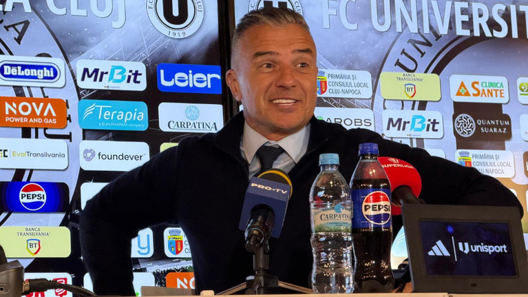 Pancu, ţinta scandărilor rasiste pe Cluj Arena! Antrenorul a comentat ironic aceste momente