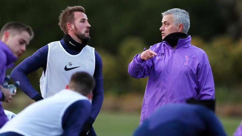 Jose Mourinho şi-a recunoscut greşeala după ce i-a scos pe jucătorii lui Tottenham în parc: ”Acţiunile mele n-au fost pe aceeaşi linie cu restricţiile”