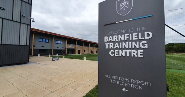 Secundul lui Burnley, infectat cu coronavirus! 6 cazuri la trei cluburi din Premier League