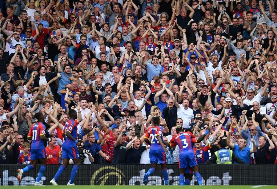 Veşti bune din Premier League. Când ar putea reveni fanii în tribune
