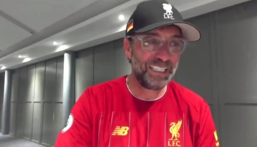 VIDEO | Discursul lui Jurgen! Klopp, în lacrimi după ce Liverpool a luat titlul: "Sunt complet depăşit! E pentru Kenny, pentru Stevie, pentru toţi"