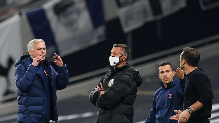 Mourinho şi Lampard, dialog încins în timpul meciului: "La naiba, Frank!". Mesajul Specialului pentru fostul său elev