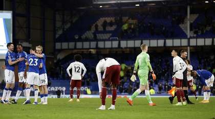 Arsenal pierde şi cu Everton şi este în zona retrogradării. Arteta, pe făraş