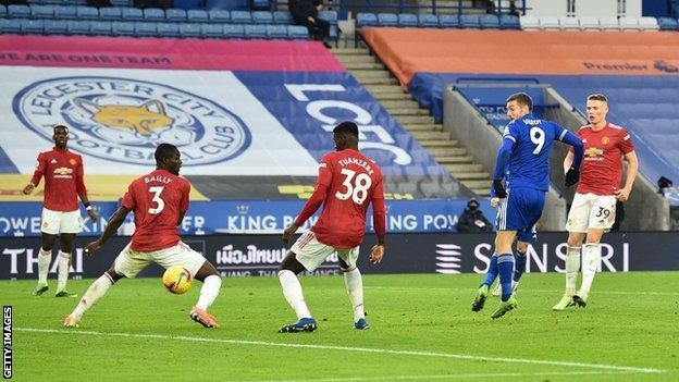 Egal spectaculos între Leicester City şi Manchester United. Vardy a salvat un punct pentru gazde