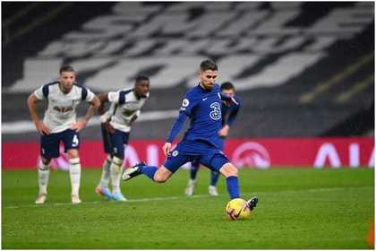 Chelsea, câştigă derby-ul rundei din Premier League cu Tottenham. Unicul gol a venit din penalty