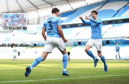Manchester City trece şi de West Ham şi ajunge la 14 victorii consecutive în Premier League