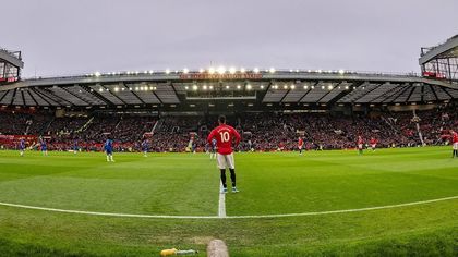 Premier League va finanţa furnizarea de defibrilatoare pentru mii de cluburi şi centre de formare
