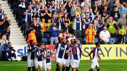 Un fan care a dat vina pe "AutoCorrect" pentru un mesaj rasist a fost condamnat la opt săptămâni de închisoare
