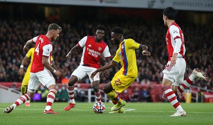 Premier League | Dramatism în Arsenal - Crystal Palace. Lacazette a adus un punct "tunarilor" în minutul 90+5