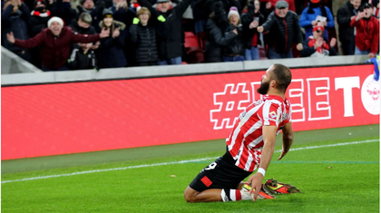 Brentford dă lovitura în faţa lui Watford, cu două goluri marcate pe final