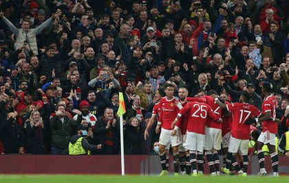 Meciul Manchester United - Brentford, din Premier League, amânat din cauza Covid-19
