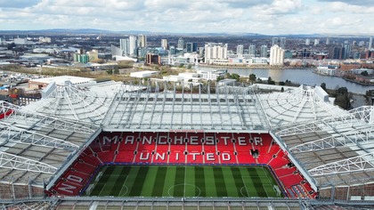 Manchester United i-a ales pe arhitecţii stadionului echipei Tottenham pentru a renova Old Trafford
