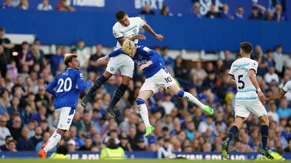 Everton - Chelsea 0-1! Penalty-ul lui Jorginho le-a adus londonezilor 3 puncte în prima etapă din Premier League