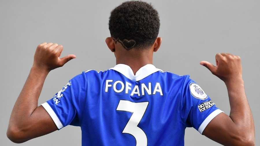 Chelsea l-a transferat pe Wesley Fofana, însă nu s-a bătut recordul celui mai scump fundaş din istoria Premier League 