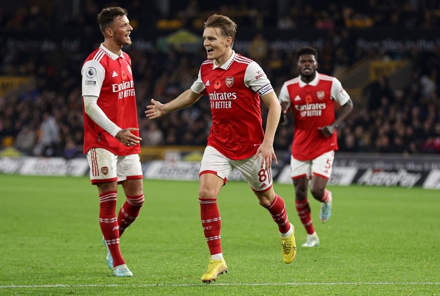 VIDEO | Wolves - Arsenal 0-2. ”Tunarii” profită de pasul greşit făcut de City şi se distanţează în fruntea clasamentului, graţie dublei lui Odegaard