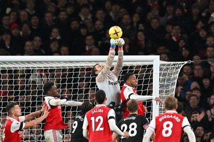 VIDEO | Arsenal, meci de coşmar cu West Ham! A condus cu 2-0, a ratat un penalty şi titlul e în mare pericol