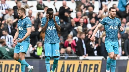 Gestul făcut de jucătorii lui Tottenham pentru suporteri după umilinţa cu Newcastle 