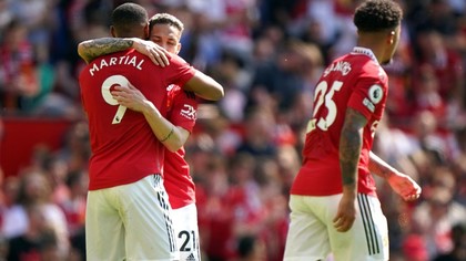 VIDEO | Manchester United - Wolves 2-0! ”Diavolii roşii” obţin 3 puncte de aur în lupta pentru UCL. Liniştea pe Old Trafford a venit în prelungiri, deşi gazdele au dominat autoritar partida