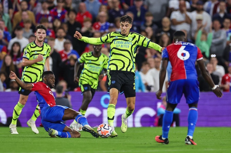 VIDEO | Crystal Palace - Arsenal 0-1. ”Tunarii” s-au impus la limită, după ce au rămas în 10 oameni 