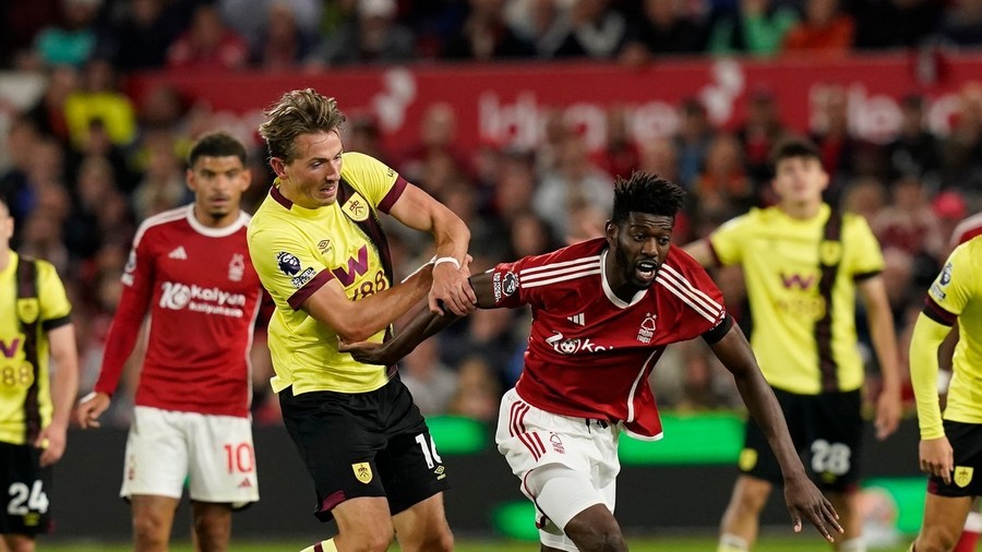 Nottingham Forest - Burnley 1-1. Primul punct pentru oaspeţi în actuala stagiune