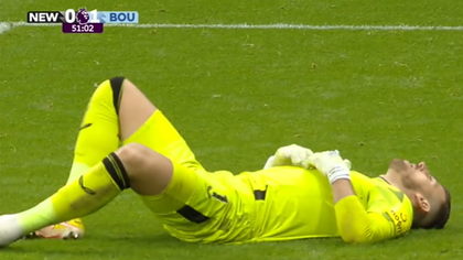 VIDEO | Să o comită şi la EURO! Dubravka, gafă impardonabilă în partida cu Bournemouth