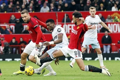 Lovitură grea pentru Manchester United! Fotbalistul va lipsi o perioadă lungă de timp