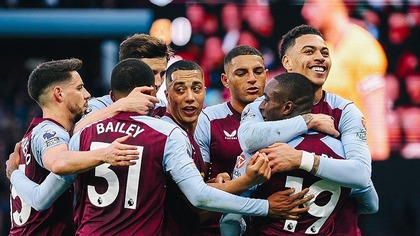 Aston Villa trece de Wolverhampton şi are cel mai bun sezon din acest secol