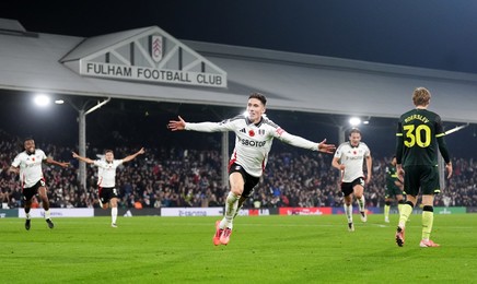 VIDEO | Revenire incredibilă în Premier League! Fulham a marcat două goluri în prelungiri şi s-a impus cu 2-1 în faţa lui Brentford 