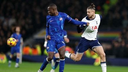 VIDEO | Tottenham - Chelsea 3-4. Spectacol total în derby-ul londonez! „The Blues” au revenit de la 2-0 cu Radu Drăguşin în teren