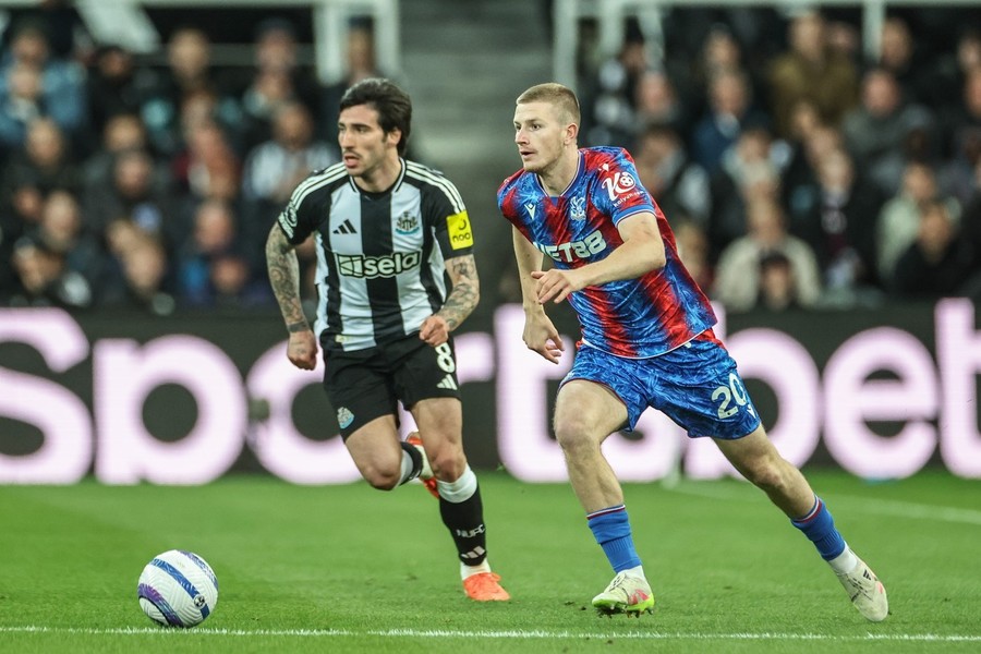 VIDEO | Newcastle - Crystal Palace 5-0. Un nou succes la scor pentru ”coţofene”