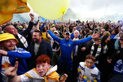 Două echipe au promovat în Premier League