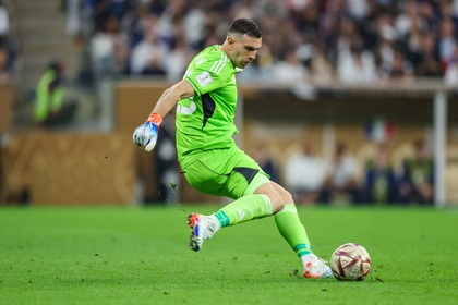 Portarul Emiliano Martinez, în lacrimi la ultimul său meci pentru Aston Villa