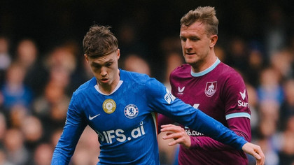 Cu om eliminat, Chelsea s-a văzut egalată în prelungiri de Burnley