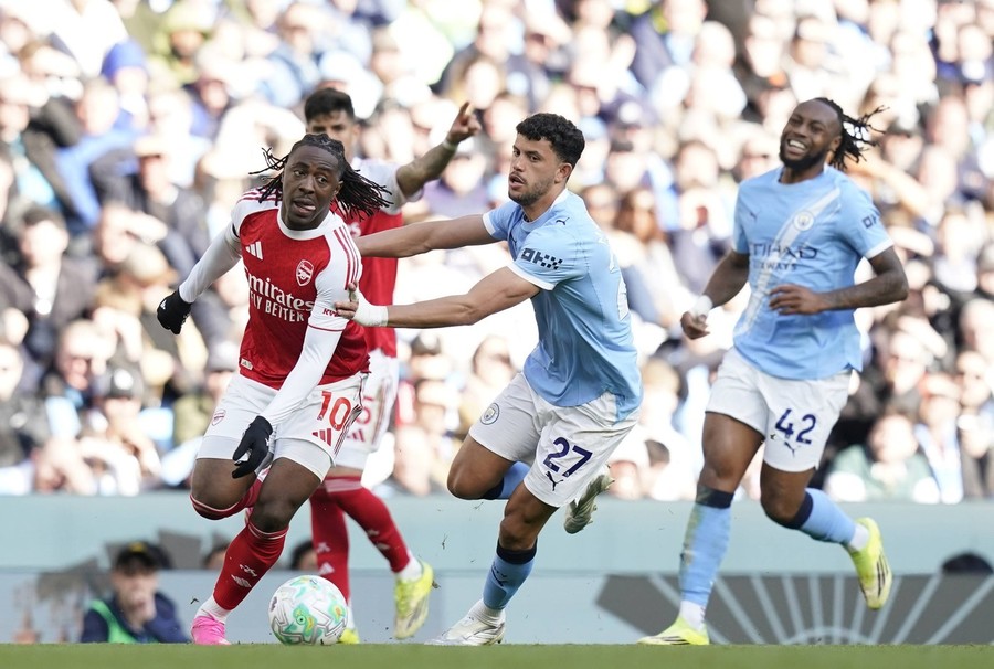 Manchester City o bate pe Arsenal şi se apropie la 3 puncte de primul loc. ”Cetăţenii” au un meci mai puţin