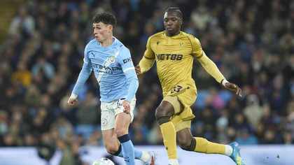Manchester City câştigă restanţa cu Crystal Palace şi rămâne în cursa pentru titlu