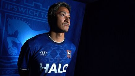 Japonezul Daizen Maeda a semnat cu Ipswich Town