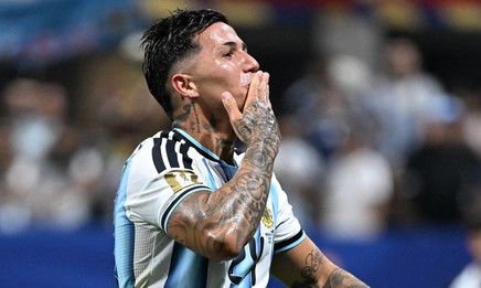 Manchester City a făcut prima ofertă către Chelsea pentru Enzo Fernandez