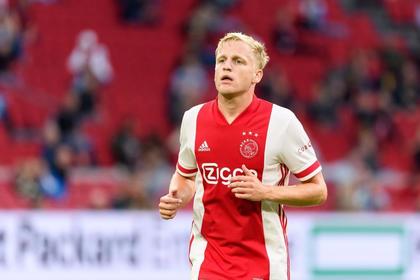 Van de Beek, primă declaraţie în lacrimi, în calitate de jucător al lui Manchester United. ”A vrut să mă vadă transferat la un club mare, următoarea etapă din cariera mea”