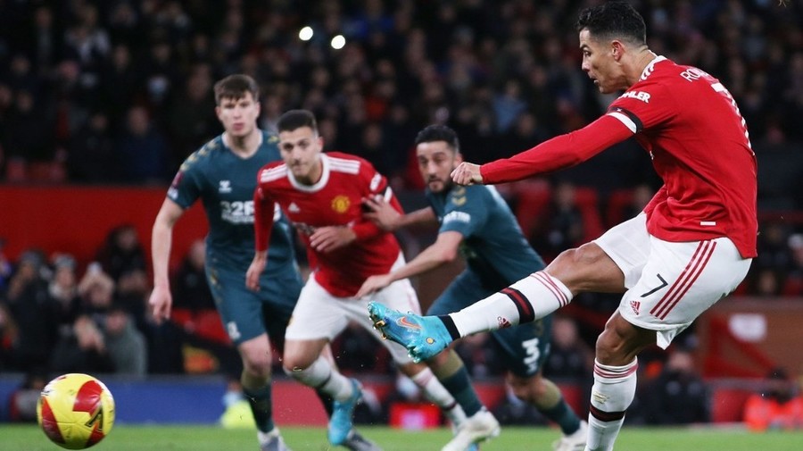 Zi de naştere nefericită pentru Cristiano Ronaldo. Manchester United a fost eliminată de Middlesbrough din Cupa Angliei, iar portughezul a ratat un penalty