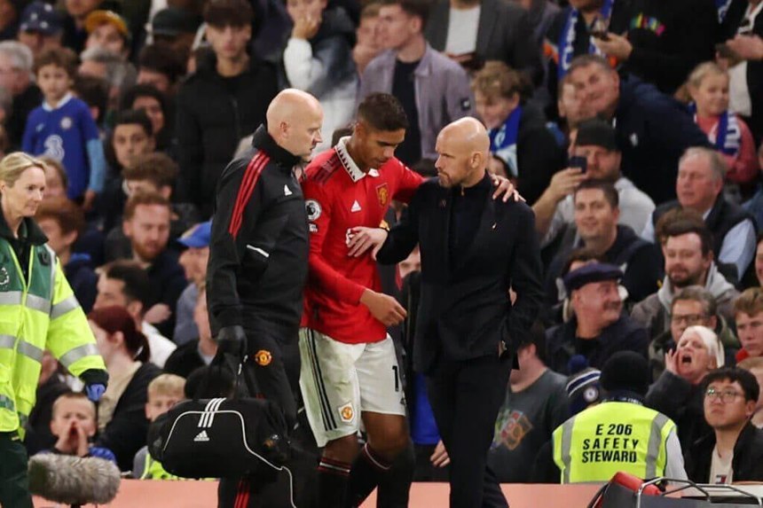 Lovitură pentru United! Varane nu va mai juca până la Cupa Mondială