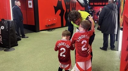 Victor Lindelof a plecat de la stadion la pauza meciului cu Olympique Lyon pentru a fi alături de fiul său care şi-a spart capul