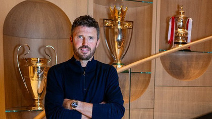 Carrick sugerează că vrea să rămână la Manchester United şi după finalul mandatului temporar 